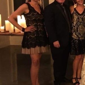 BETSY & ADAM Black Sleeveless Mini Dress